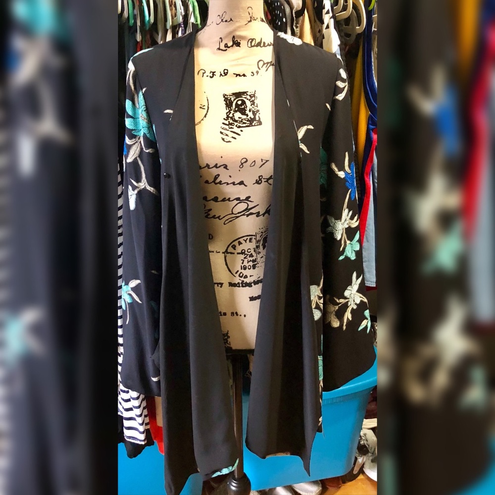 Dana Buchman $150 50% Off -63rdninety.boutir.com